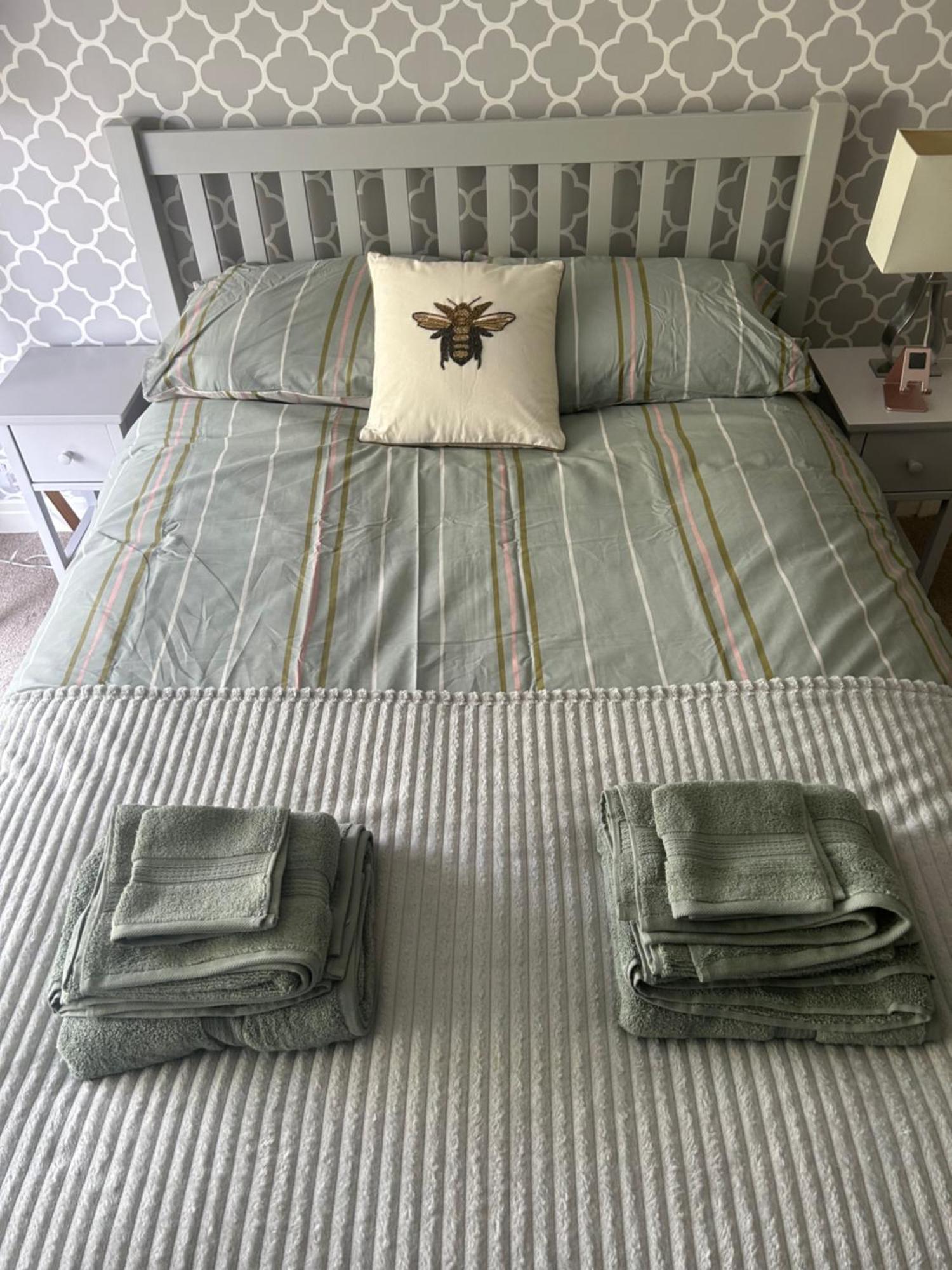Lovely, Large Double Bedroom With Park View In Home Hazel Grove المظهر الخارجي الصورة