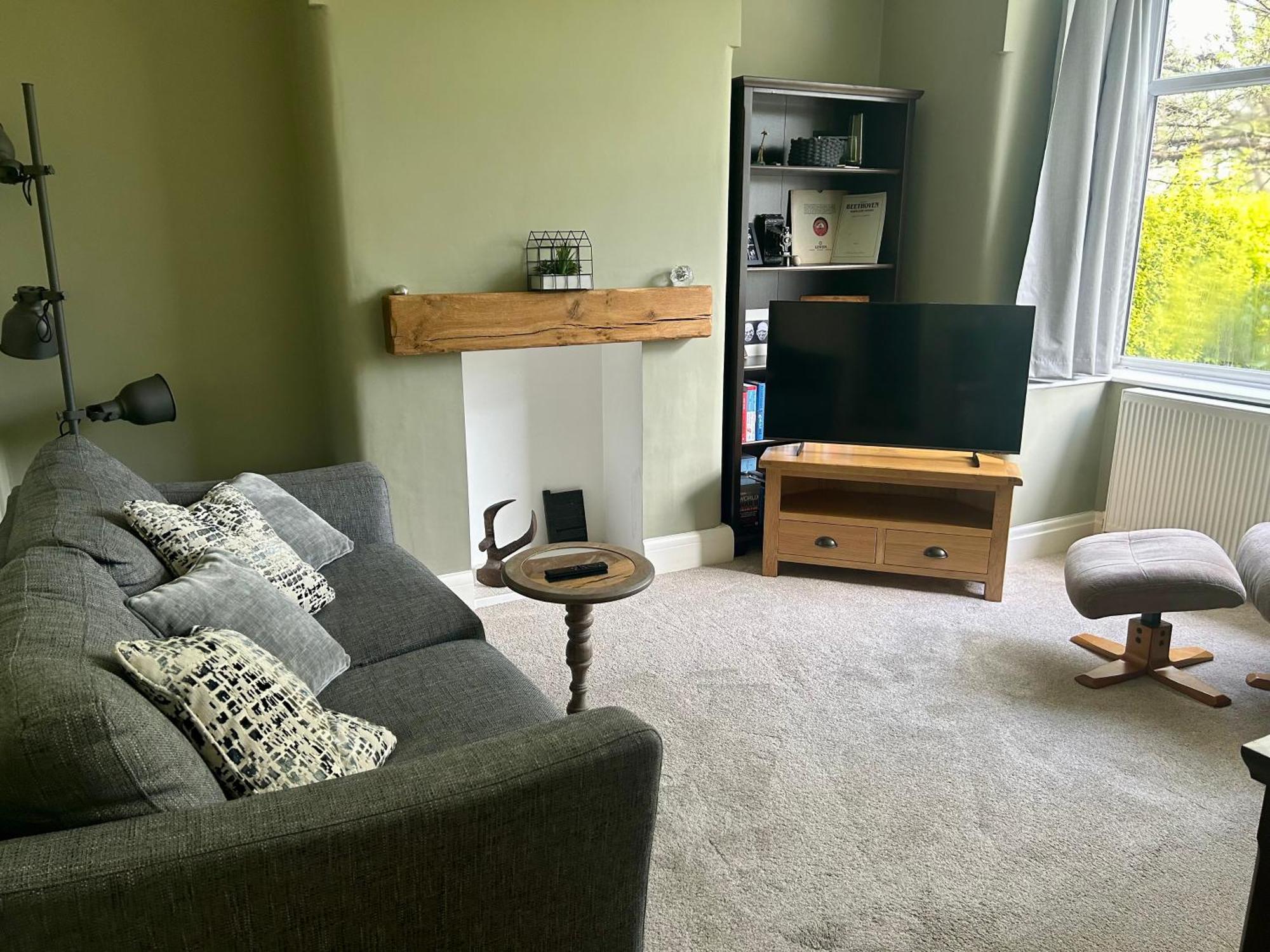 Lovely, Large Double Bedroom With Park View In Home Hazel Grove المظهر الخارجي الصورة